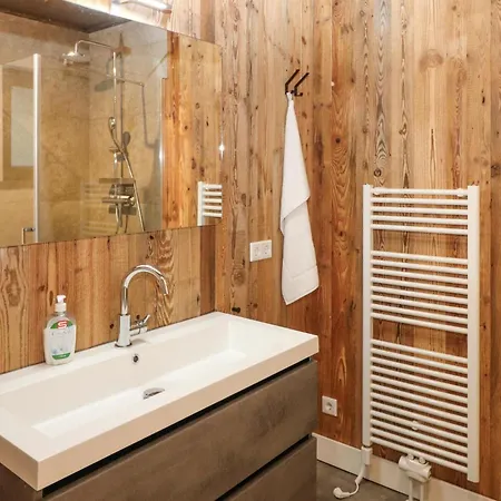 Mit Terrasse Apartament