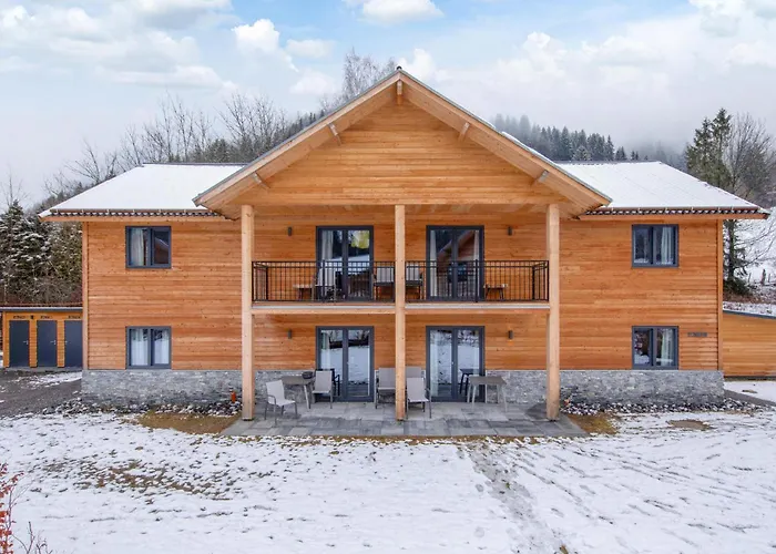 Mit Terrasse דירה אפריץ